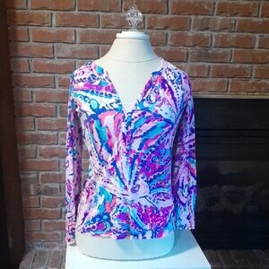 Lilly Pulitzer Pink and Blue Graphic Fitted Blouse
